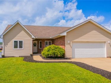 46111 Country Lake Drive, St Clairsville, OH 43950