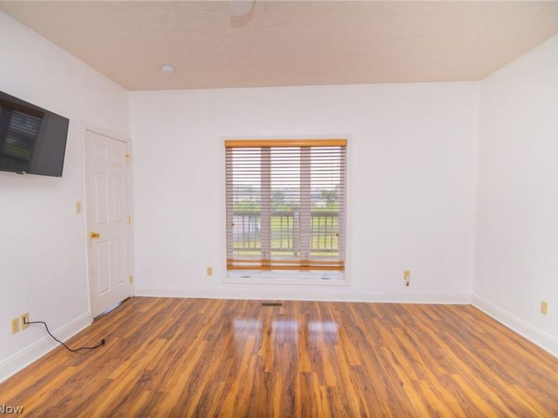 46111 Country Lake Drive, Saint Clairsville, OH 43950 Photo 18