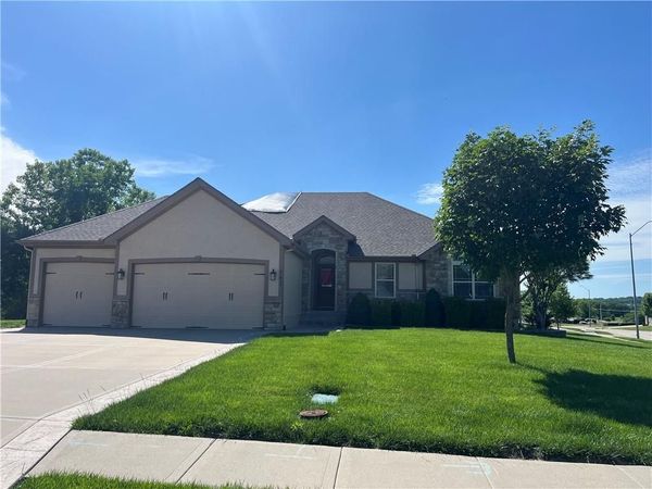 21413 E 32ND Terrace, Independence, MO 64057