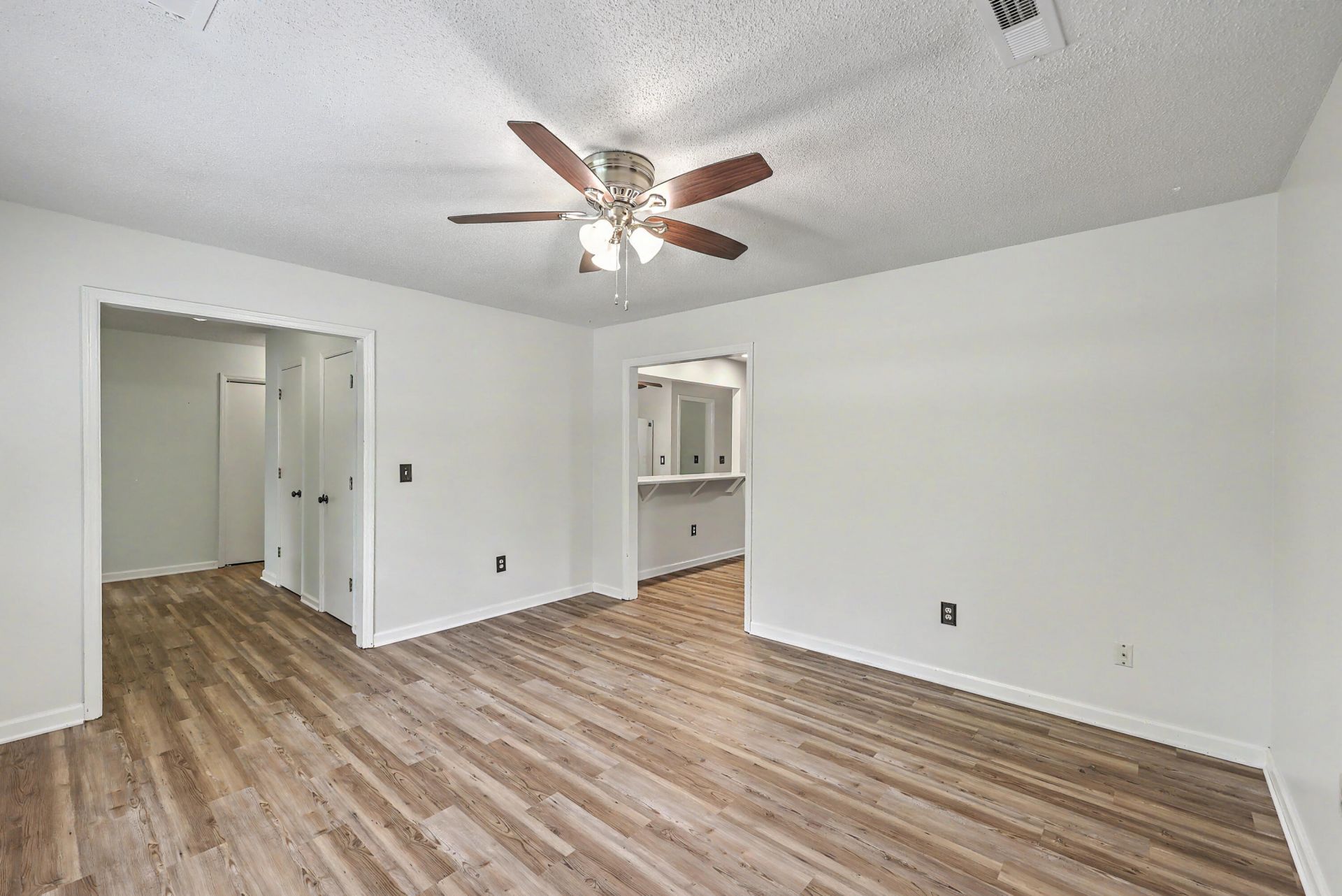 1001 Colonial Pines Drive Photo 28
