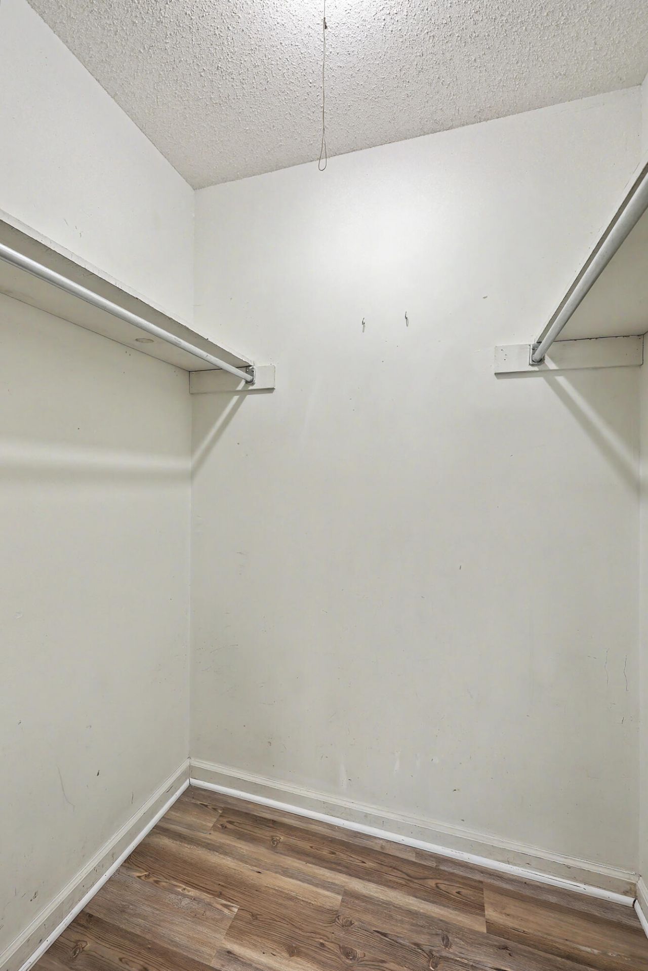 1001 Colonial Pines Drive Photo 33