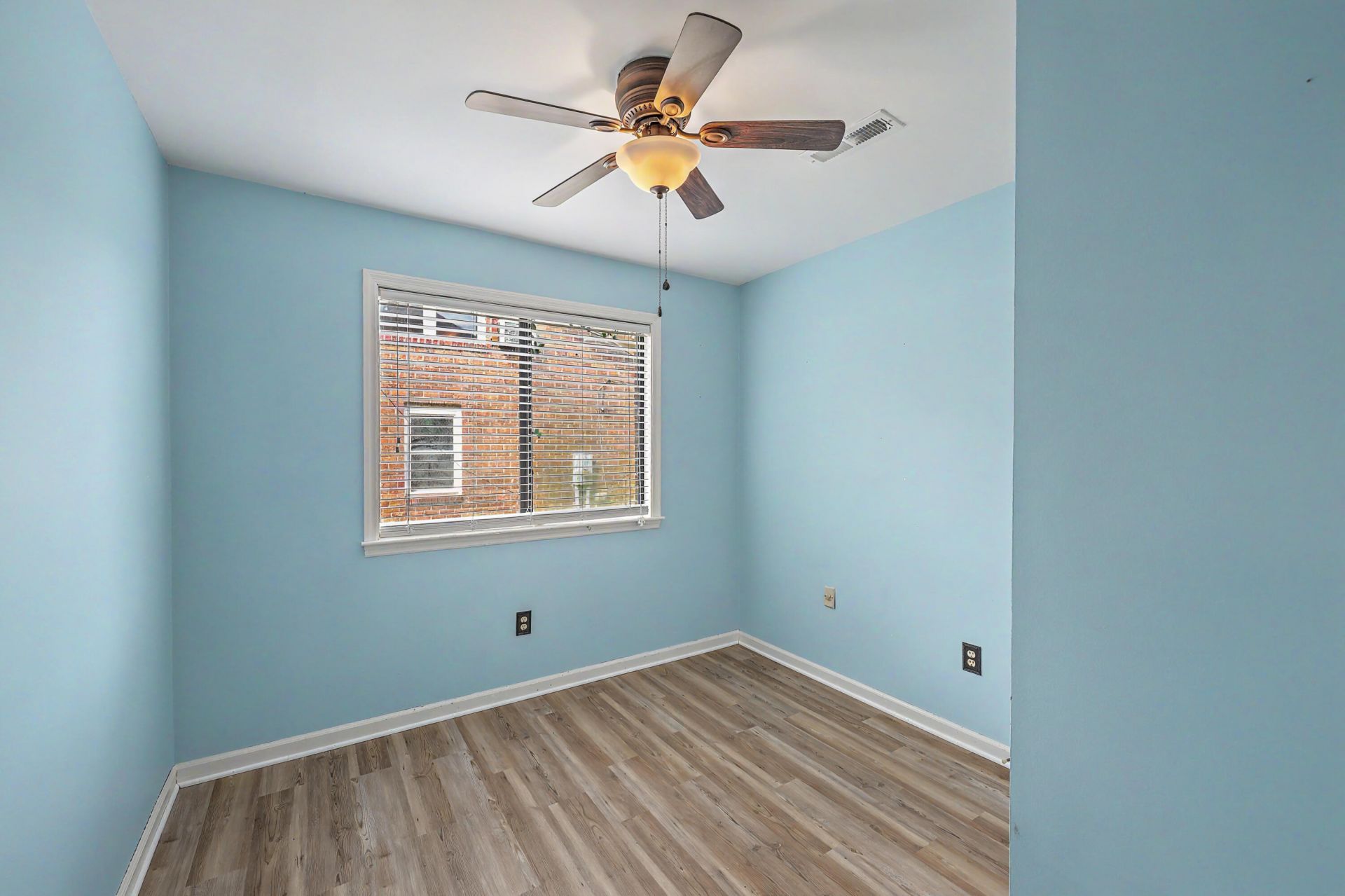 1001 Colonial Pines Drive Photo 36