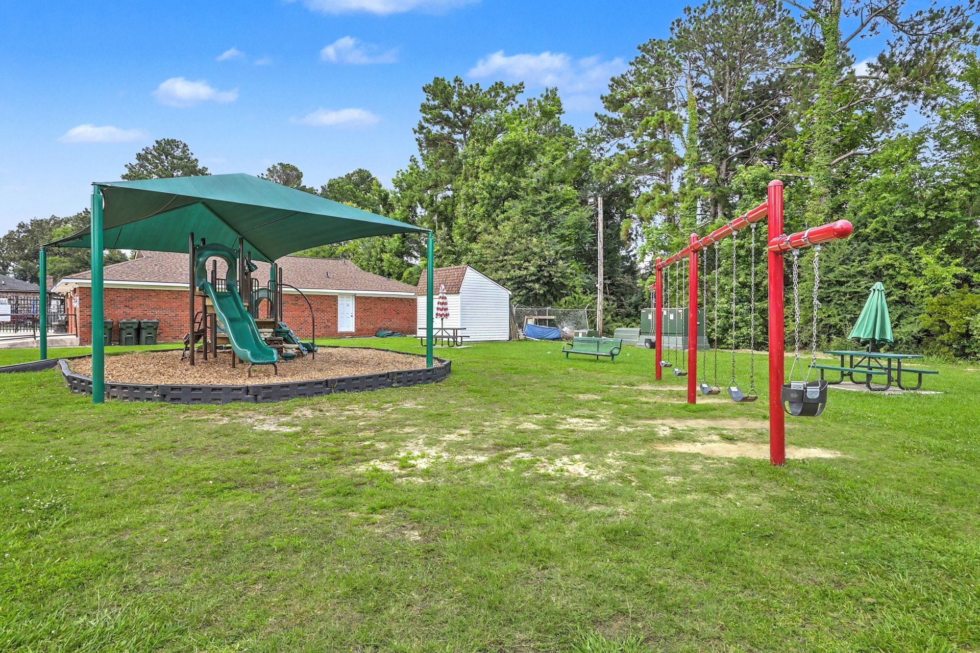 1001 Colonial Pines Drive Photo 47