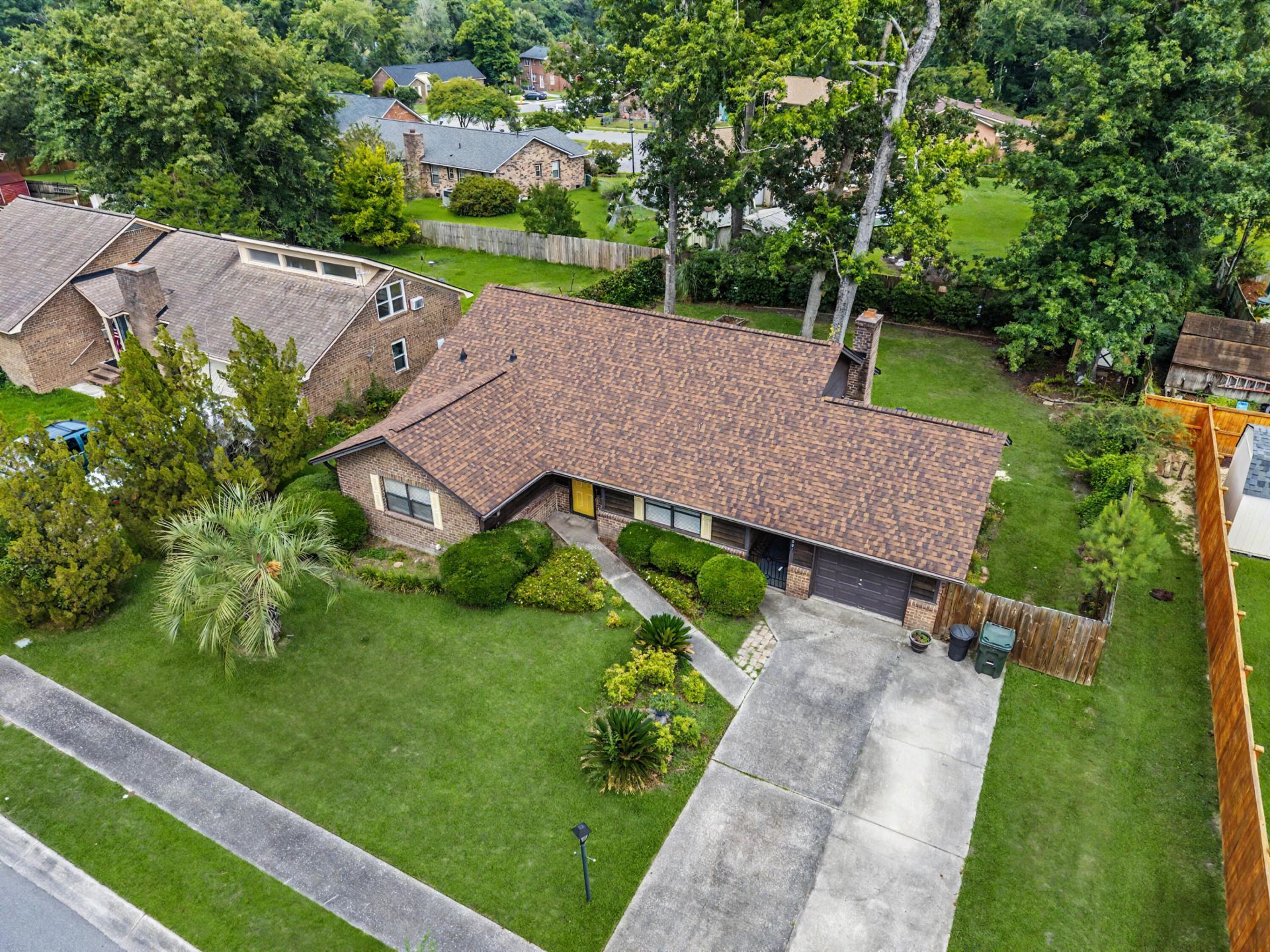 1001 Colonial Pines Drive Photo 9