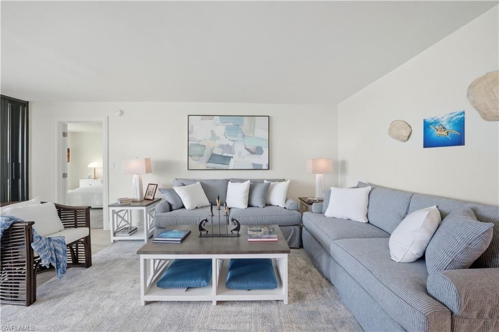 2316 Gulf Shore Blvd N, Unit 411, Naples, FL 34103 Photo