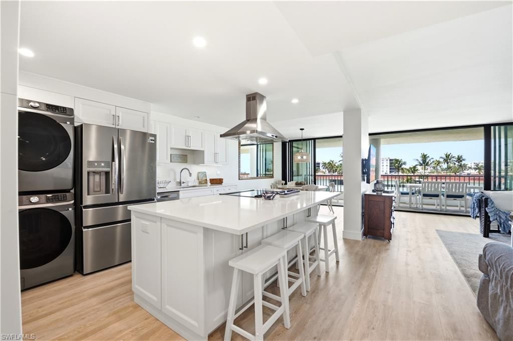 2316 Gulf Shore Blvd N, Unit 411, Naples, FL 34103 Photo