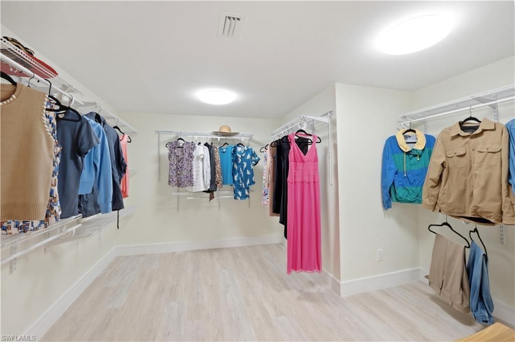 2316 Gulf Shore Blvd N, Unit 411, Naples, FL 34103 Photo
