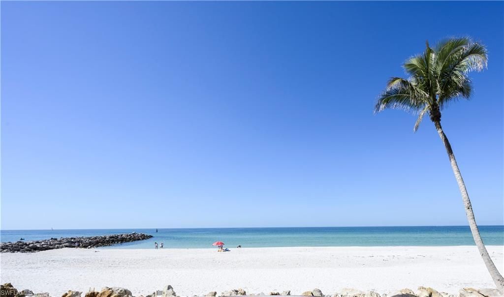 2316 Gulf Shore Blvd N, Unit 411, Naples, FL 34103 Photo