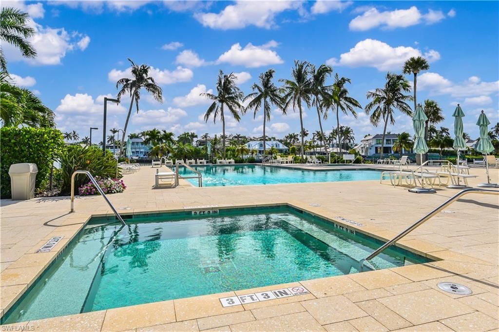 2316 Gulf Shore Blvd N, Unit 411, Naples, FL 34103 Photo