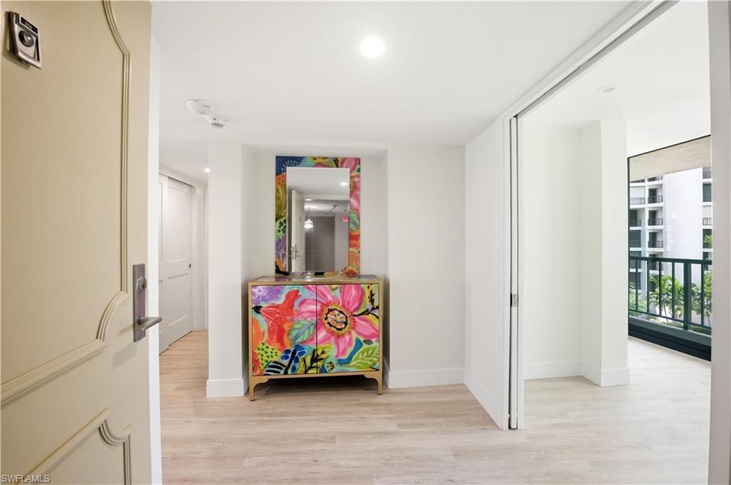 2316 Gulf Shore Blvd N, Unit 411, Naples, FL 34103 Photo