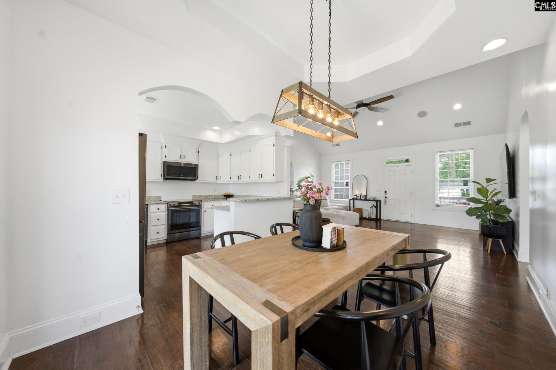208 Crestwood Arch Way  Photo 8