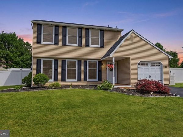 228 HAMPTON DRIVE, LANGHORNE, PA 19047