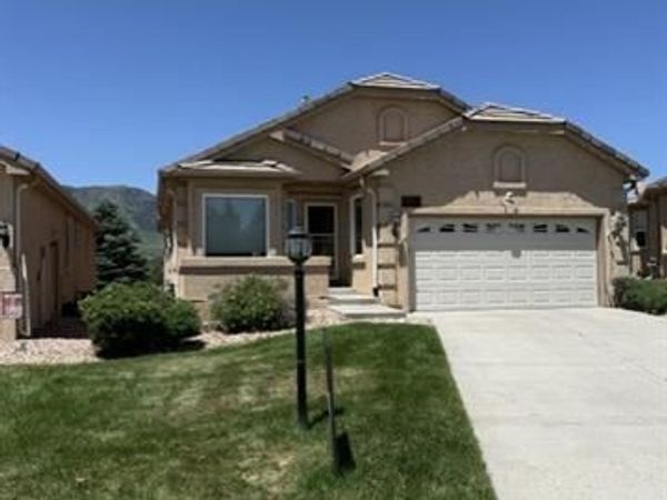 2176 creek valley Circle, Monument, CO 80132