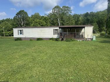 2068 Glady Fork, Weston, WV 26452