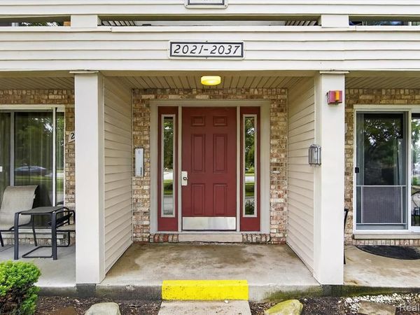 2037 E Franklin Drive , CANTON, MI 48187