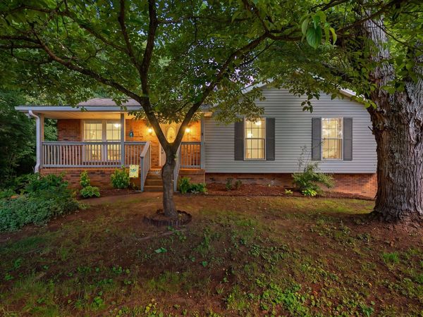 821 Luxemburg Dr, Hermitage, TN 37076
