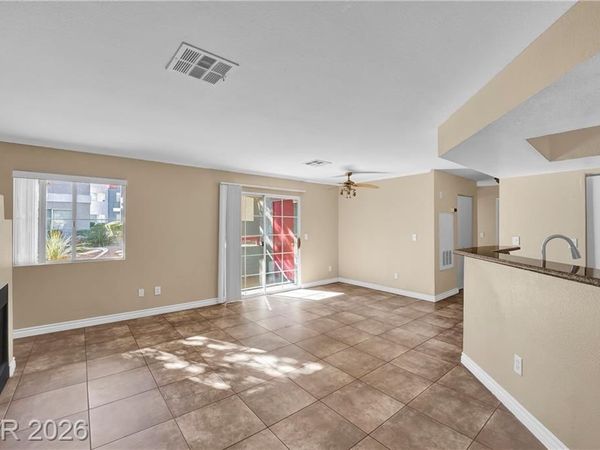 8600 W Charleston Boulevard , Unit 1135, Las Vegas, NV 89117