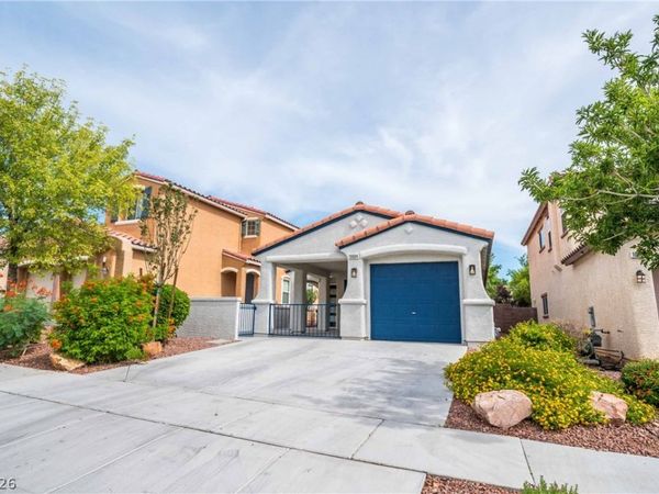 10604 S Calico Pines Avenue, Las Vegas, NV 89135