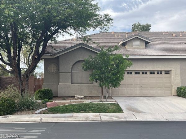 258 Spring River Avenue , Las Vegas, NV 89123