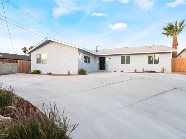 4200 Canal Circle , Las Vegas, NV 89122