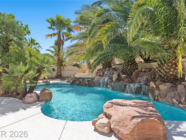 156 Welland Court , Las Vegas, NV 89144