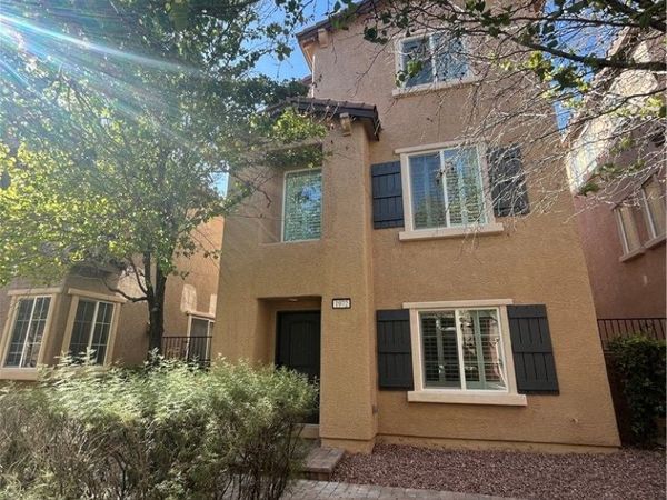 1972 HOLLYWELL Street , Las Vegas, NV 89135