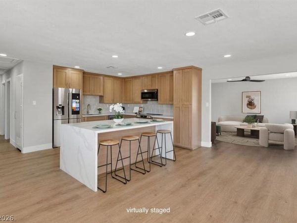 1937 Leona Street , Las Vegas, NV 89106