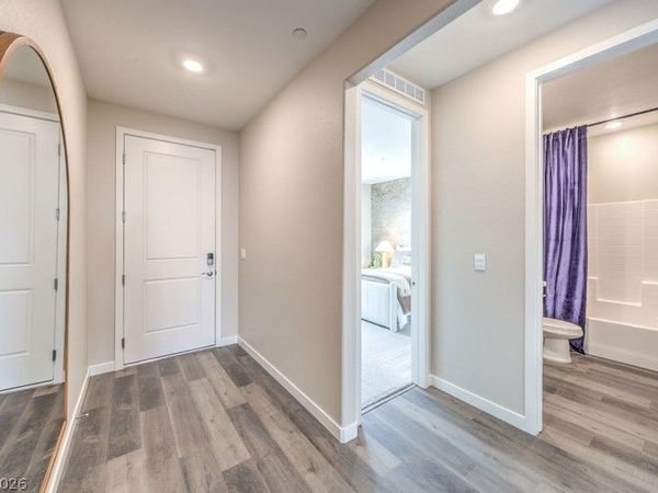 1405 Jorian Bay Street , North Las Vegas, NV 89084