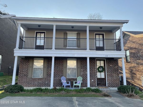 702 Southpointe Commons Loop, Oxford, MS 38655
