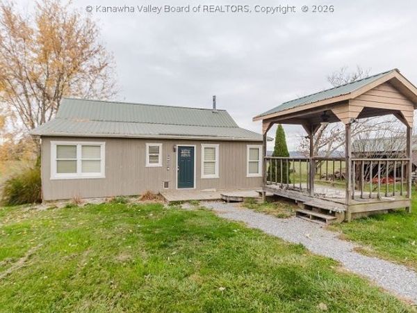 4384 Auto Road, Renick, WV 24966
