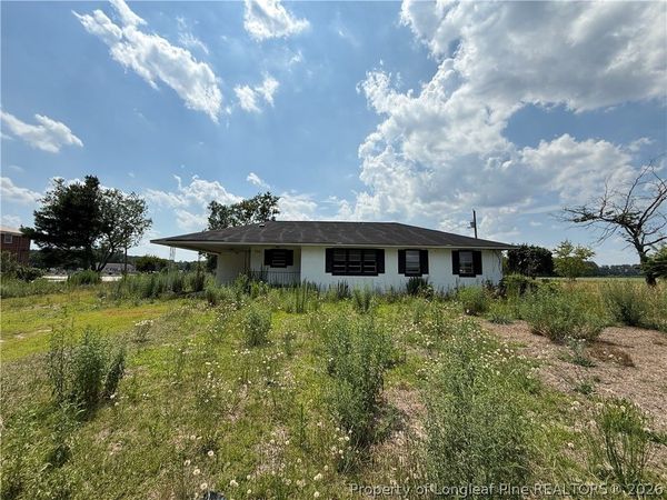 736 Tobermory Road, Fayetteville, NC 28306