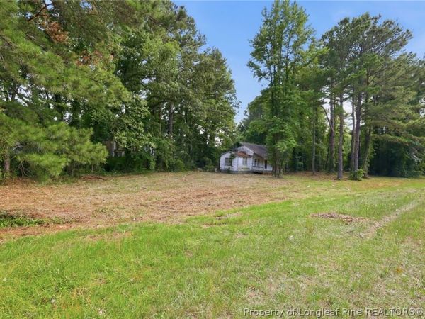 5158 Doc Bennett Road , Fayetteville, NC 28306