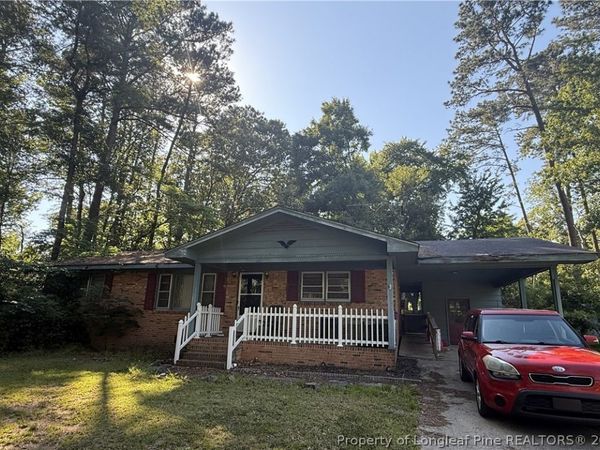 508 Nixon Drive , Sanford, NC 27330