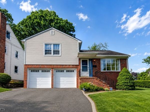 15 Winding Way, West Orange, NJ 07052