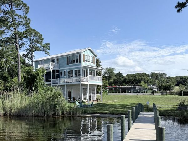 197 Bayshore Drive, Niceville, FL 32578