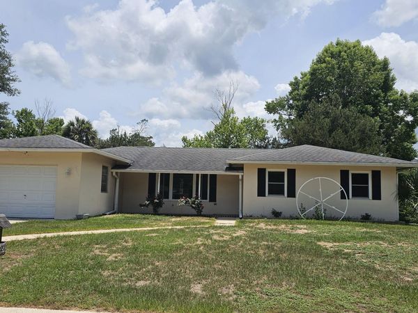 2091 Morven Street , Chipley, FL 32428