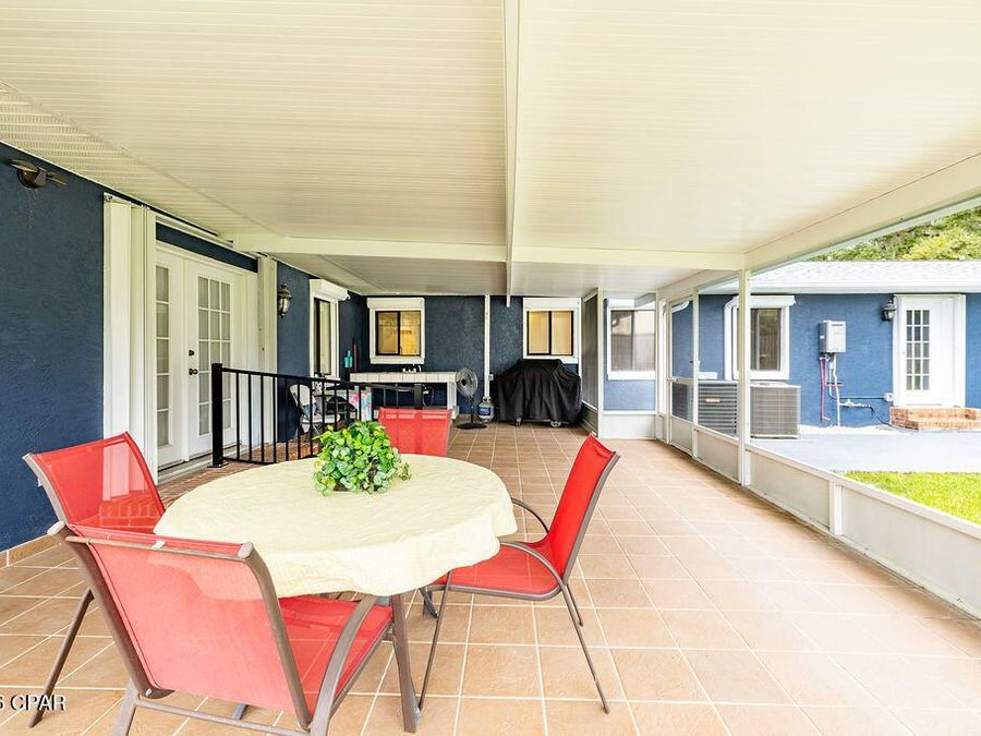 Property Image 100
