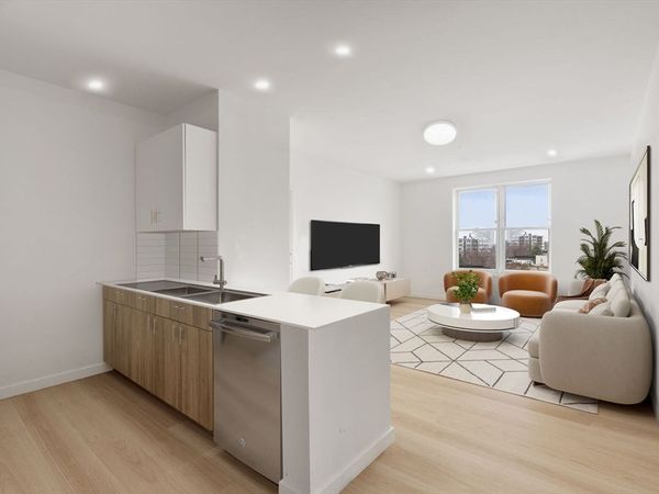 40 Centre St, Unit 602, Brookline, MA 02446