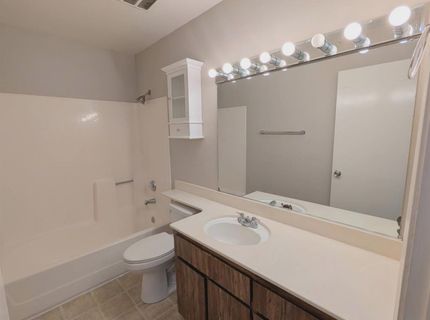 7441 Auburn Oaks Ct #t 14, Unit T 14, Citrus Heights, CA 95621 Photo