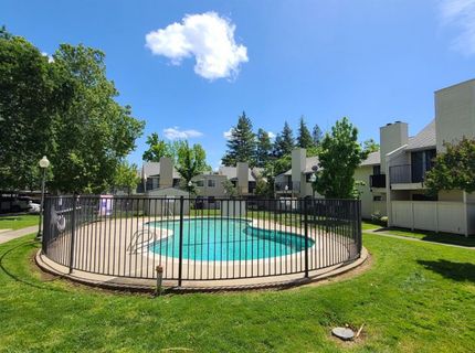 7441 Auburn Oaks Ct #t 14, Unit T 14, Citrus Heights, CA 95621 Photo