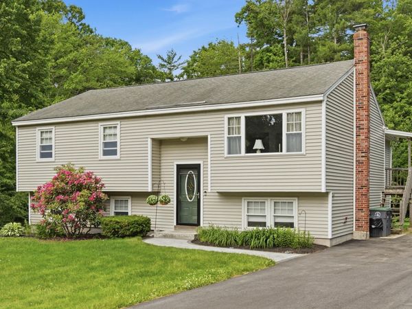 435 Terrie Drive, Pembroke, NH 03275