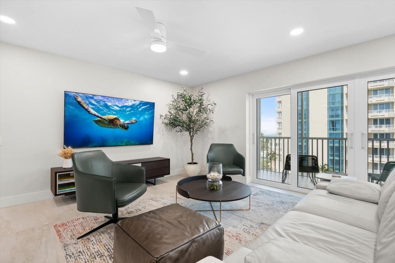 800 Benjamin Franklin Drive, Unit 505, Sarasota, FL 34236 Photo