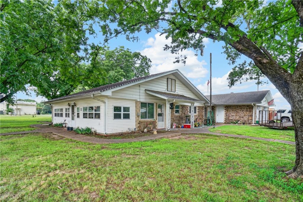 108 N Park Avenue, Scranton, AR 72863 Main Photo