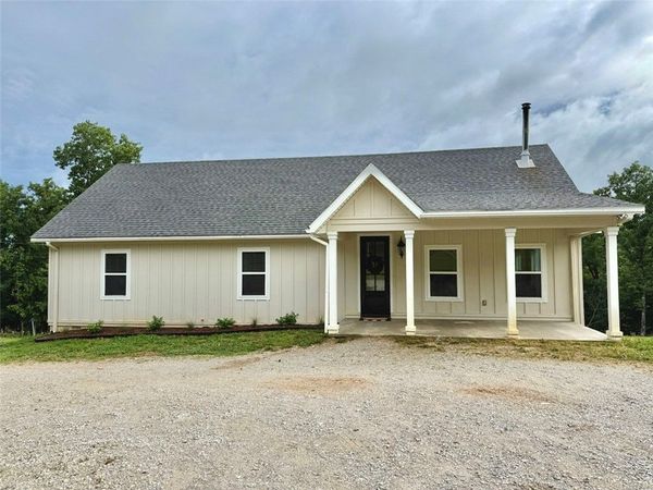17562 Old Hwy 68 , Siloam Springs, AR 72761