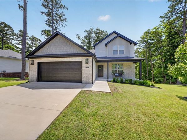 29 Westmorland Drive , Bella Vista, AR 72714