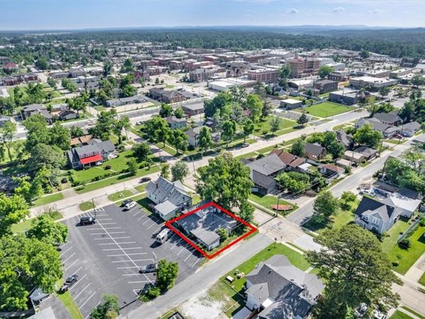 408 S 4th Street, Rogers, AR 72756