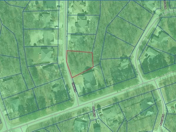 Thirsk Lane , Bella Vista, AR 72714