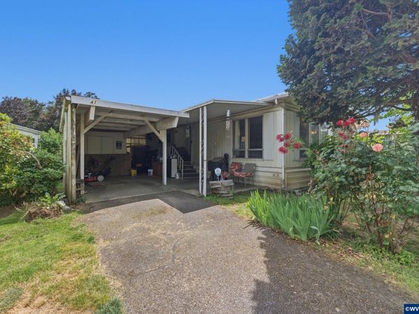 1999 Jansen Wy, Woodburn, OR 97071