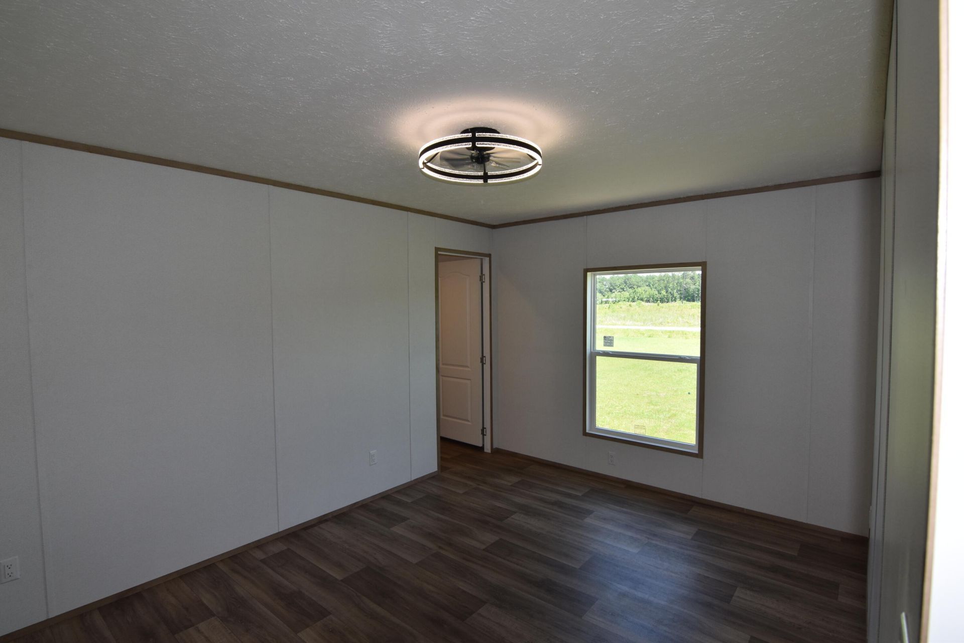 167 Davis Terrace Photo 28