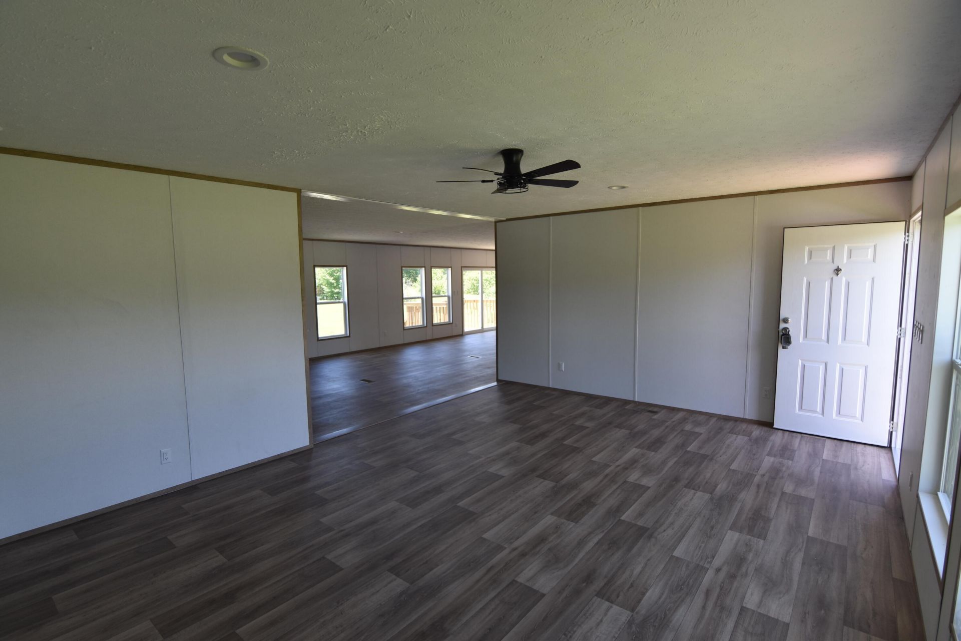 167 Davis Terrace Photo 7